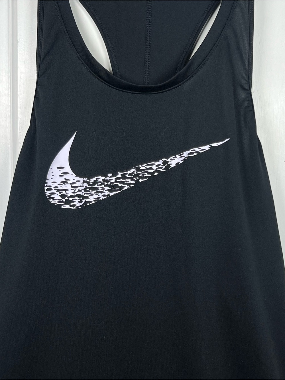 Nike Swoosh Running Women's Racerback Tank Lightweight Size Medium - Picture 3 of 8